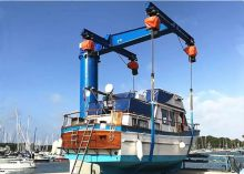 XCMG Official 1-100 Ton Heavy Boat Jib Crane Boat Lifting Crane for Sale